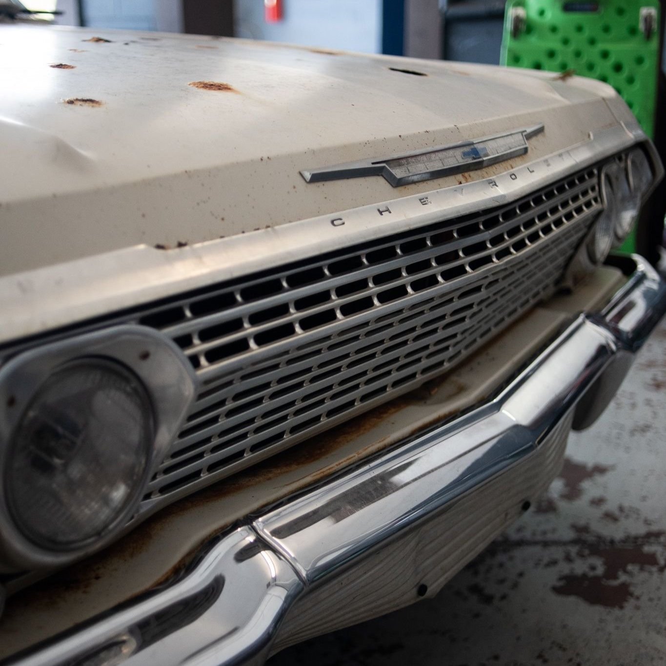Old Chevrolet at Carry Tire Co. in Jacksonville, FL